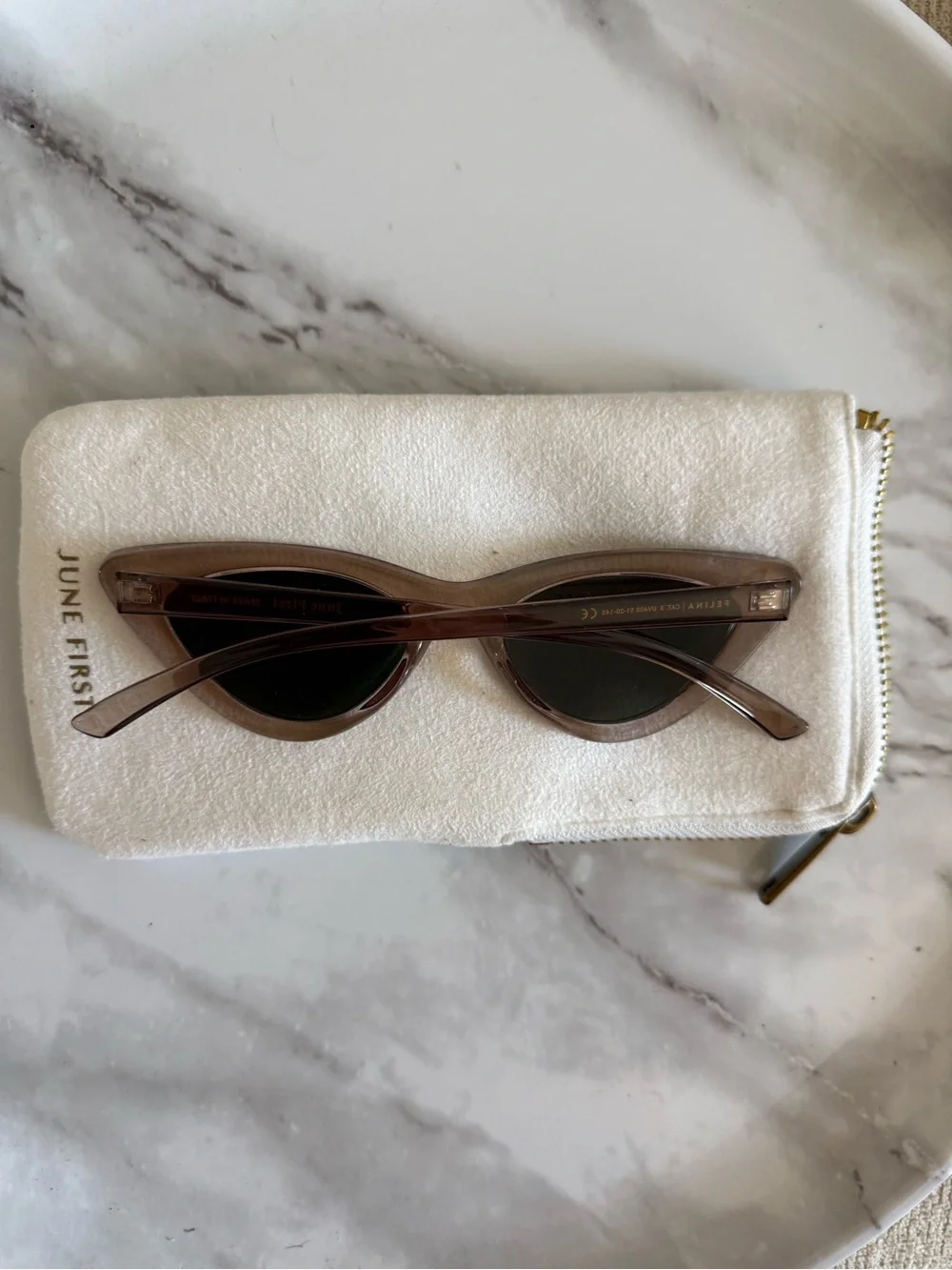 June First Felina Sunglasses Champagne Classic G15 Cat Eye